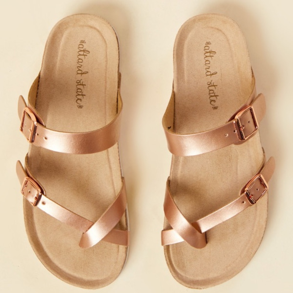 Bork Sandals Rose Gold in black sole